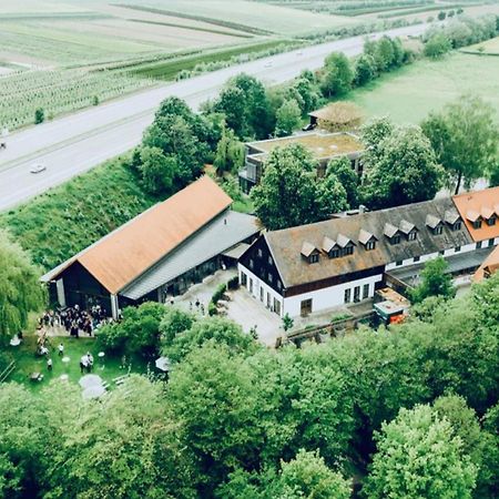 Hotel Waldvogel ليفيم المظهر الخارجي الصورة